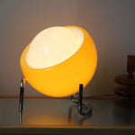 Bauhaus_Yolk_Table_Lamp_4