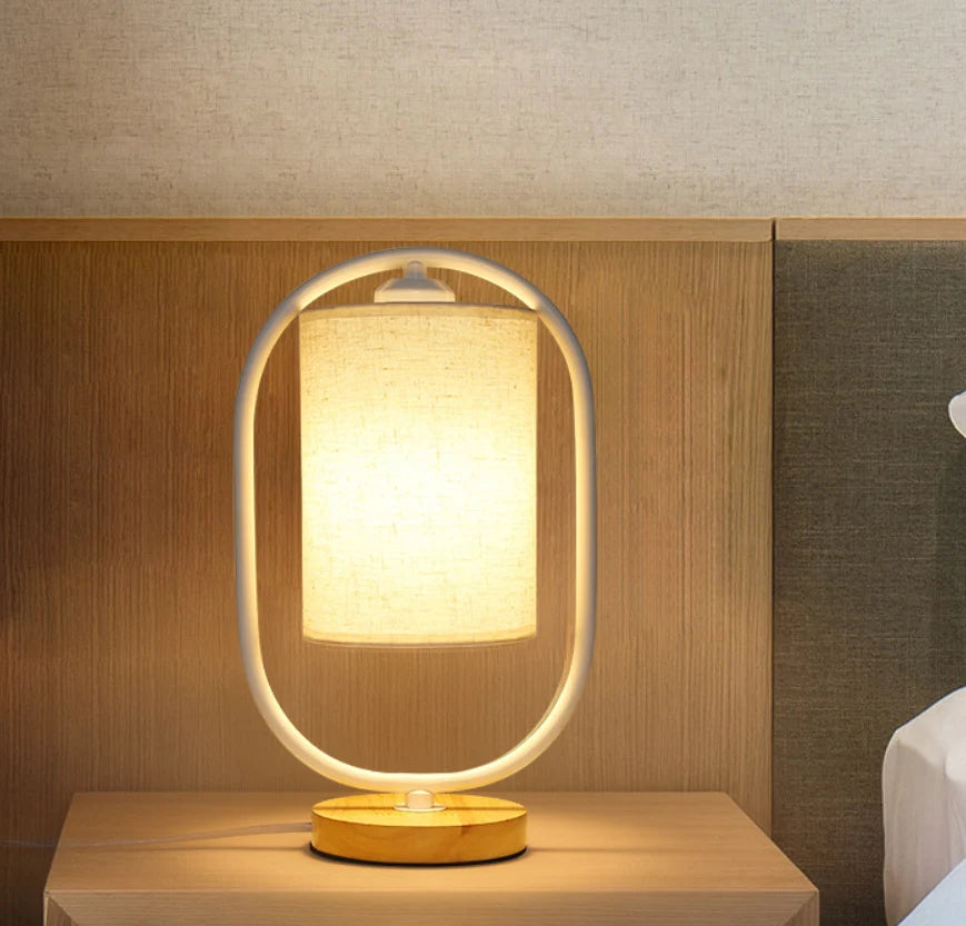 Bedside_Oval_Table_Lamp_3