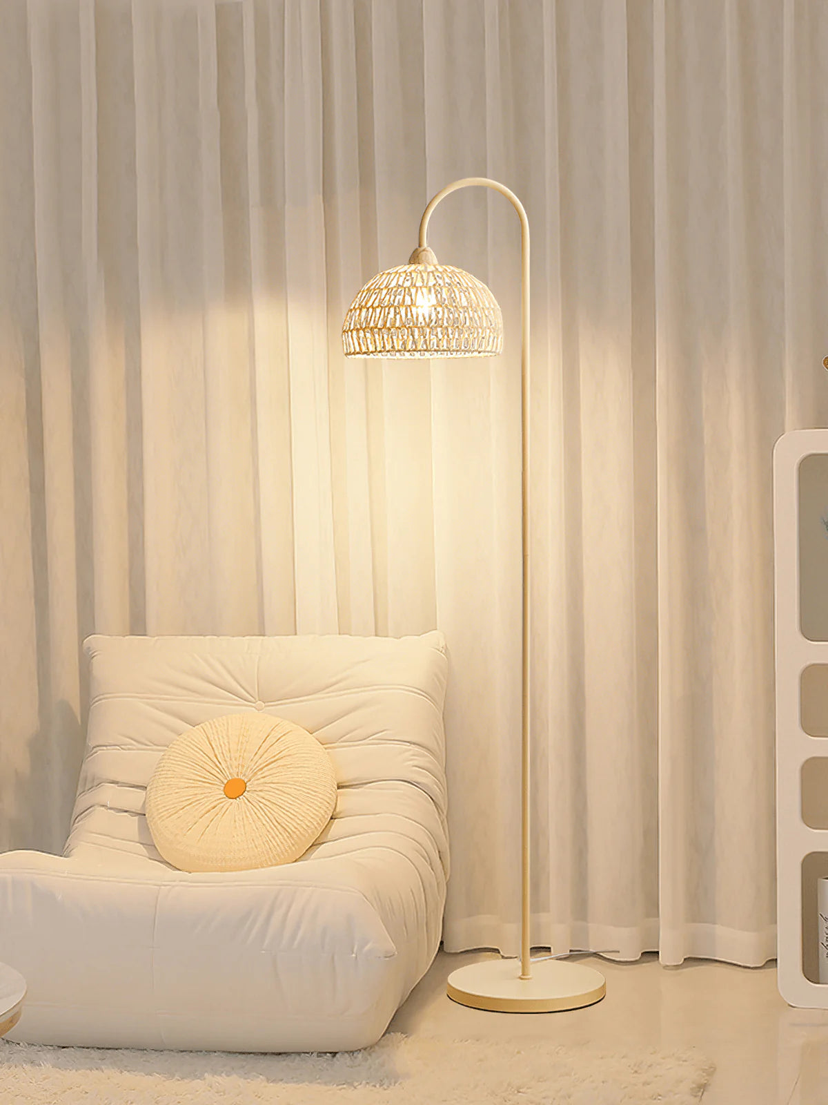 Beige Rattan Floor Lamp 38