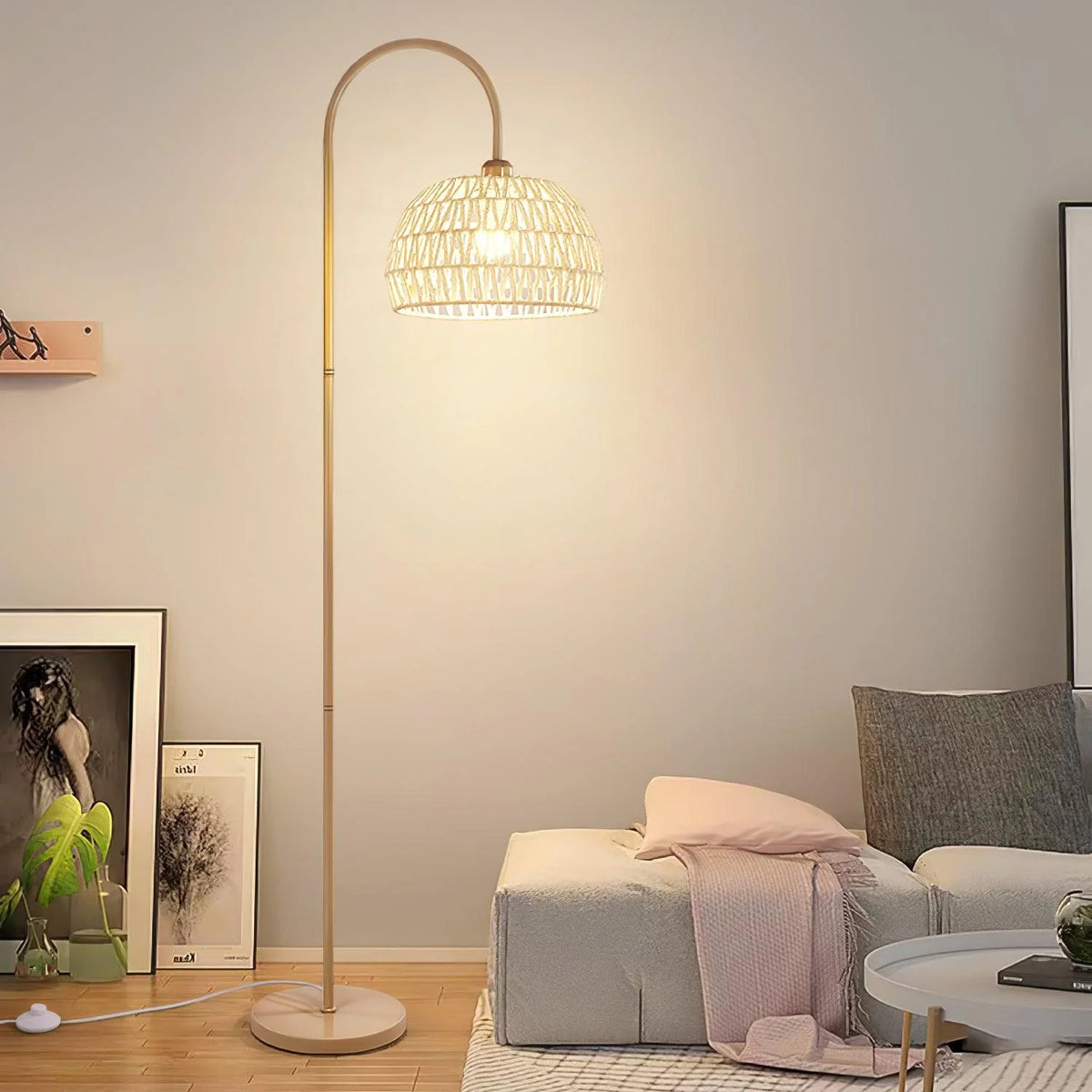 Beige Rattan Floor Lamp 61