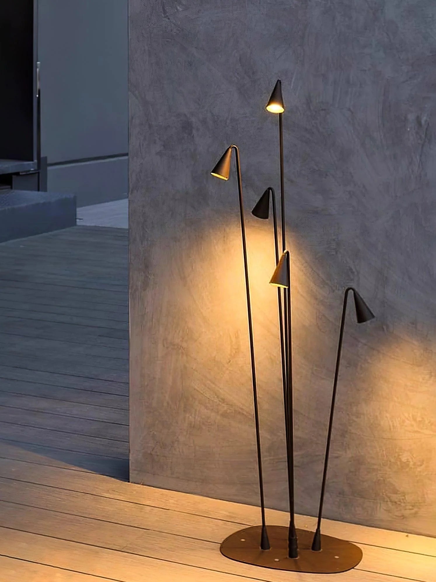 Bellflower_Outdoor_Floor_Lamp_7