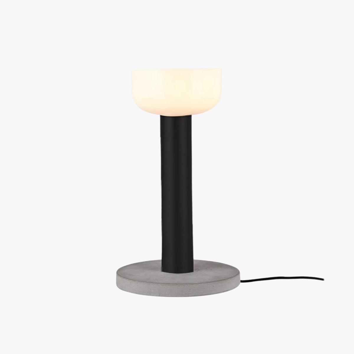 Bellhop_Table_Lamp_1