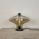 Big_Mouth_Table_Lamp_10