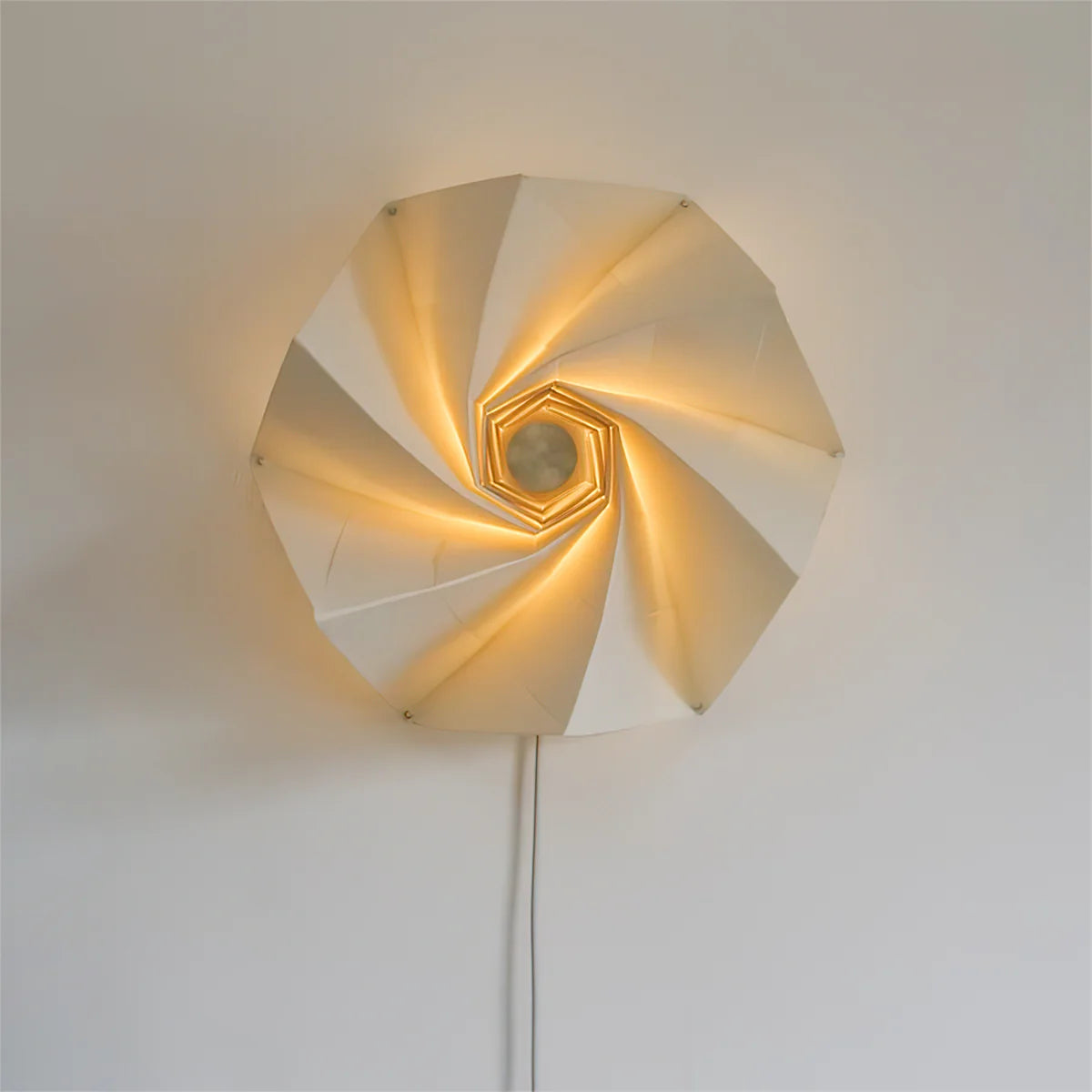 Bloom_Wall_Lamp_11