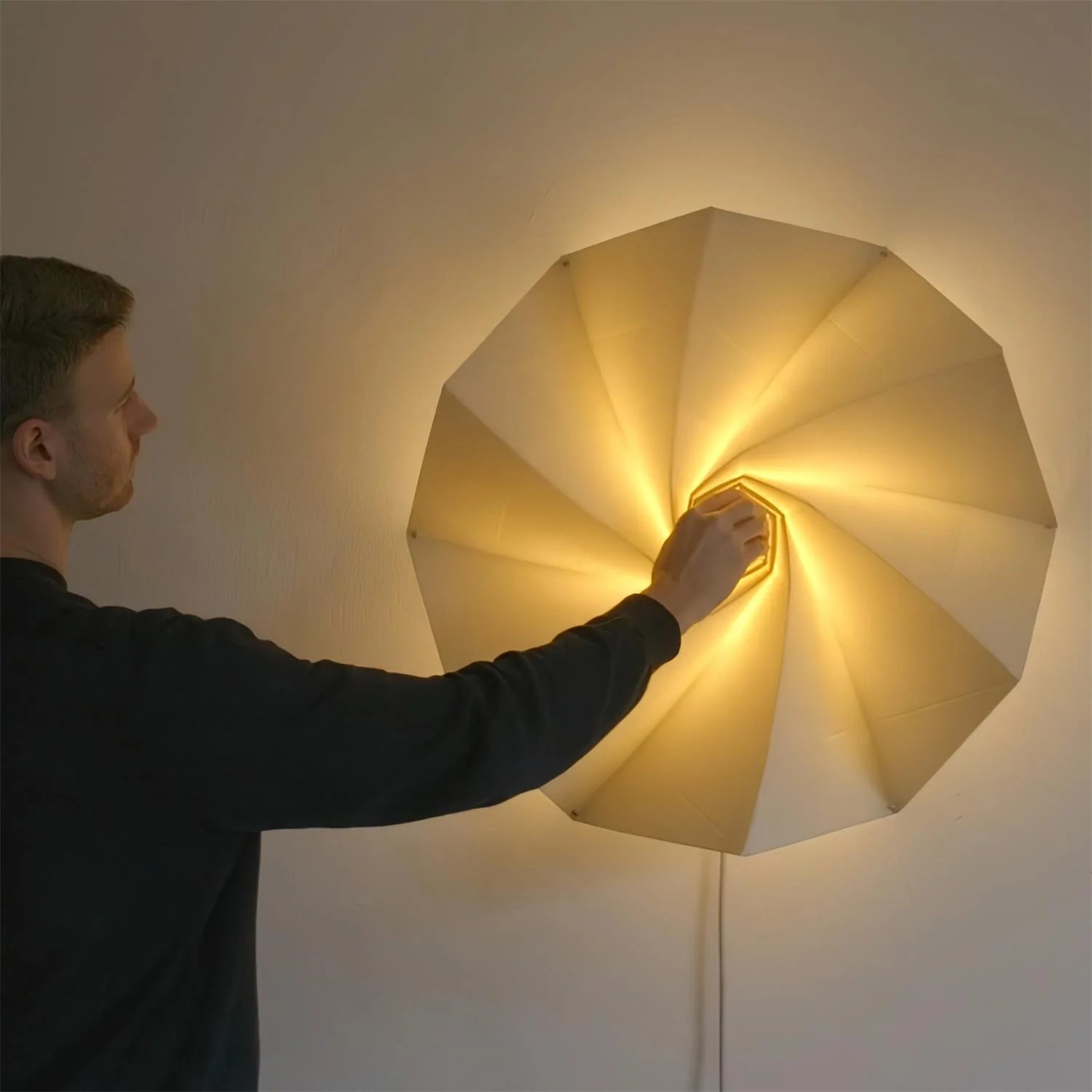 Bloom_Wall_Lamp_7