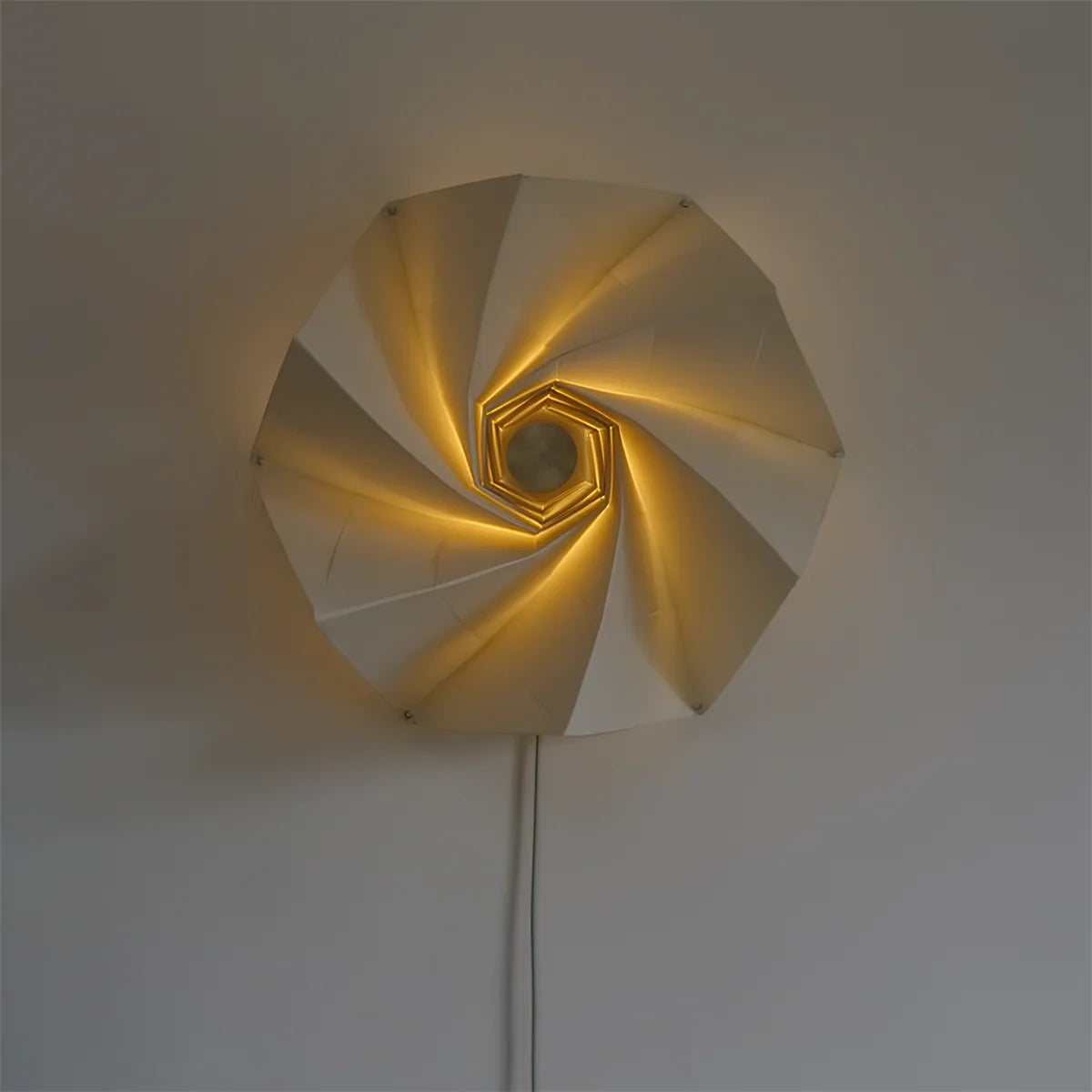 Bloom_Wall_Lamp_9