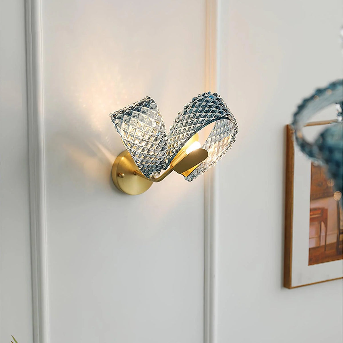 Blue_Ribbon_Wall_Lamp_3