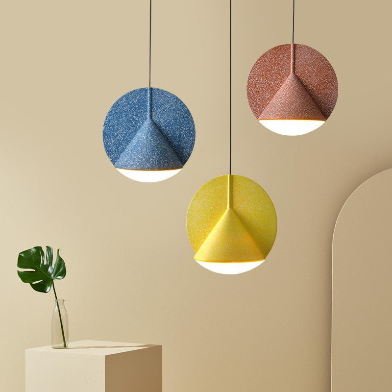 Bones_Resin_Pendant_Lamp_3