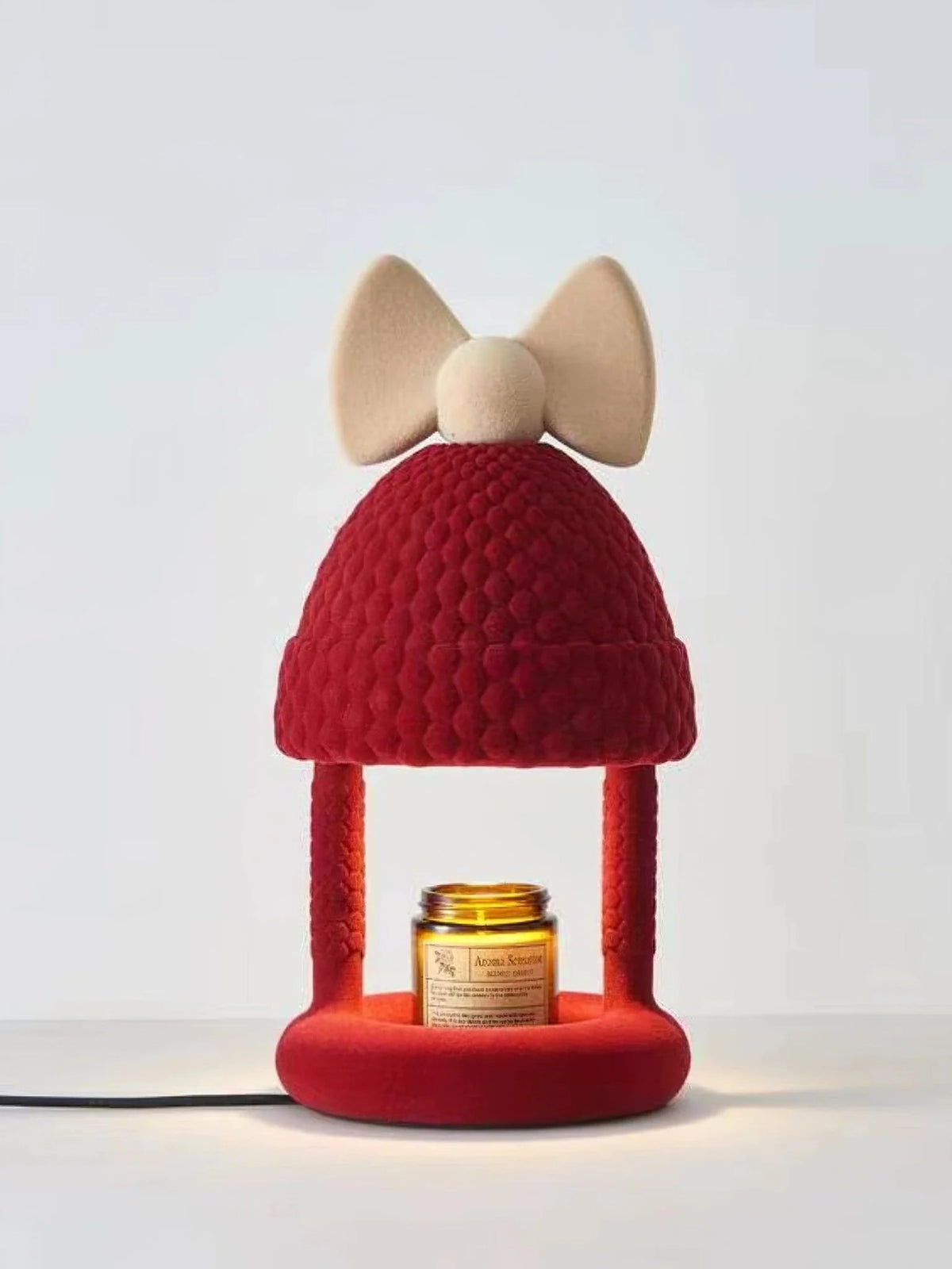 Bow Hat Table Lamp 14