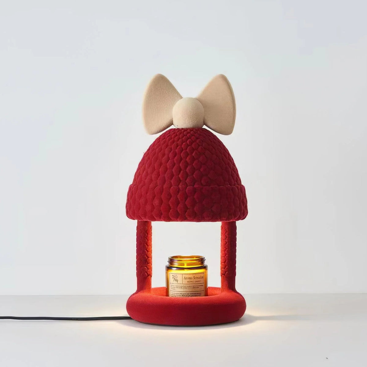 Bow Hat Table Lamp 9