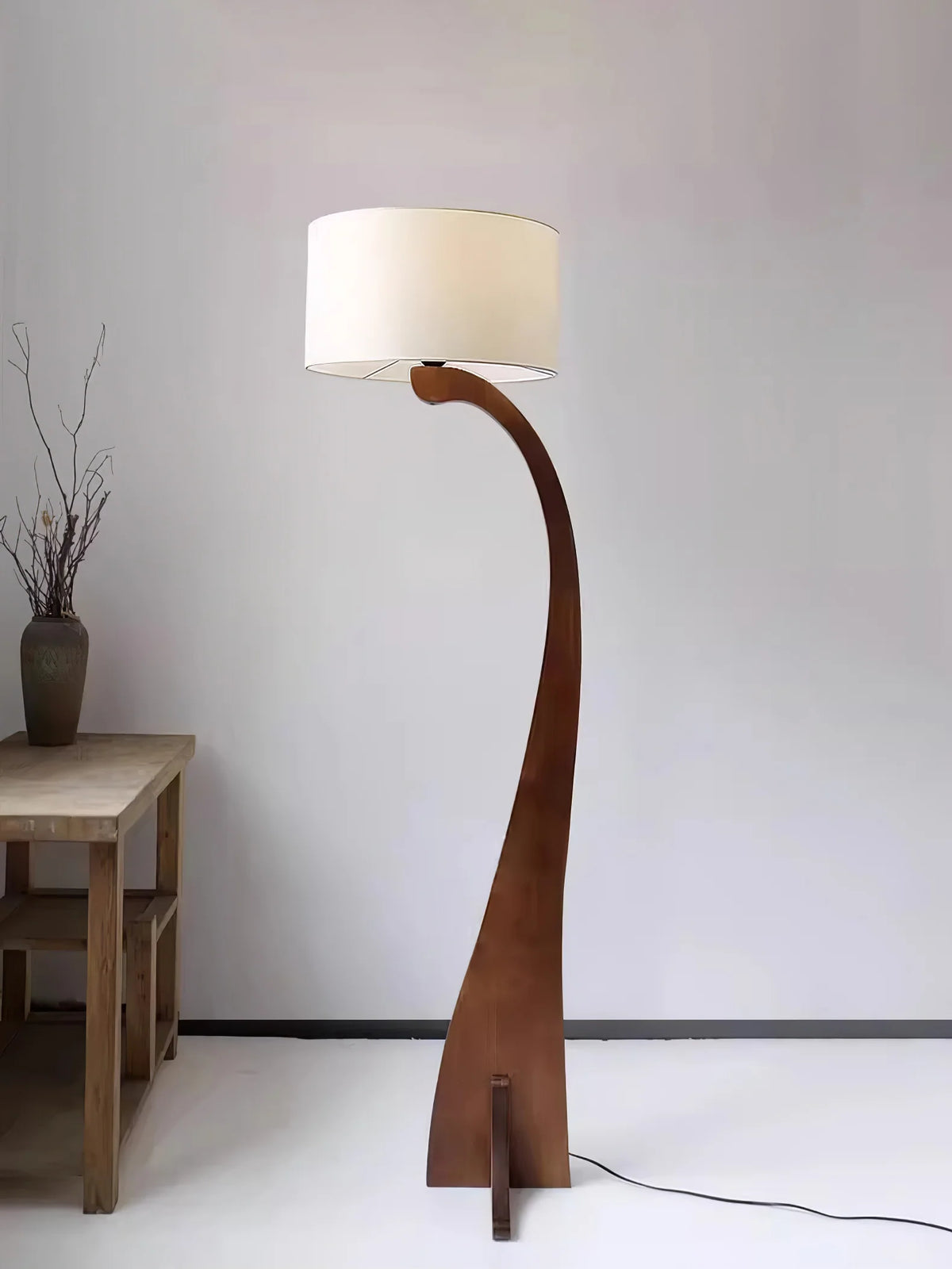 Bow Wood Floor Lamp 34