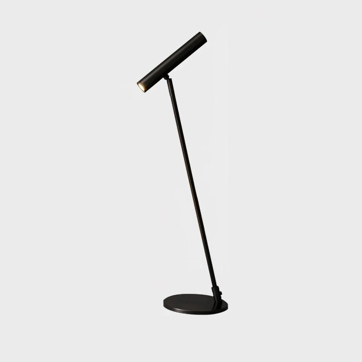 Brass Pole Table Lamp 13