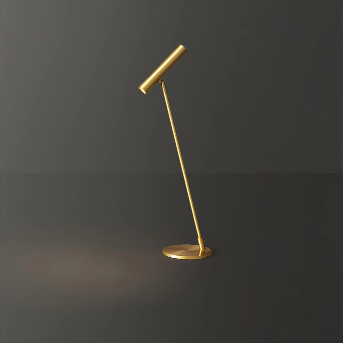 Brass Pole Table Lamp 19