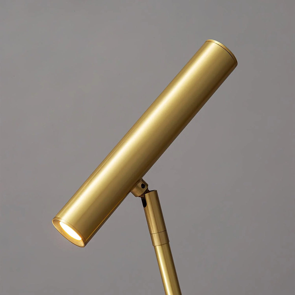 Brass Pole Table Lamp 6