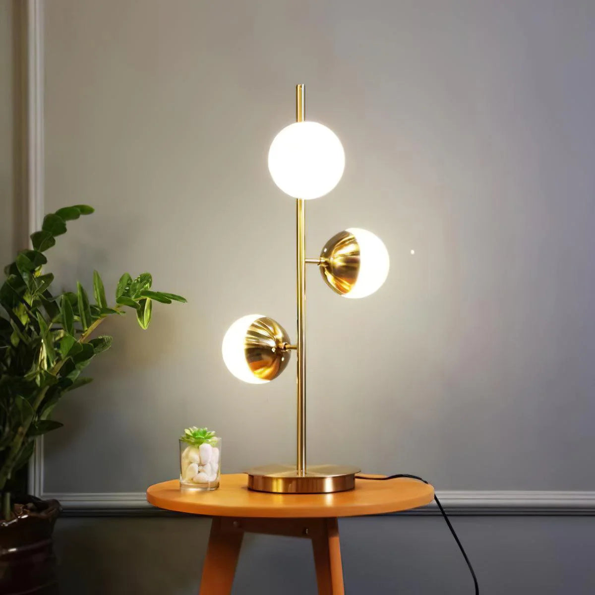 Bulbs_3_Table_Lamp_8