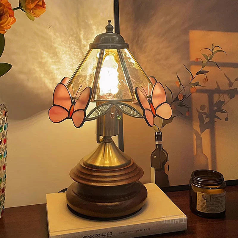 Butterfly_Glass_Table_Lamp_3