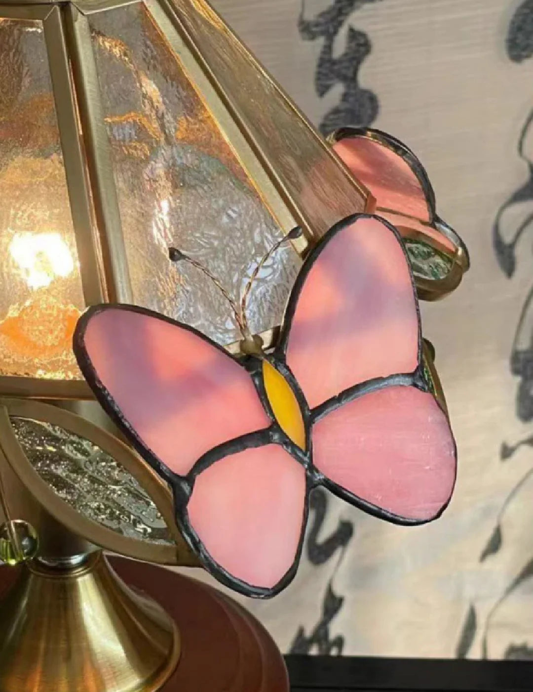 Butterfly_Glass_Table_Lamp_7