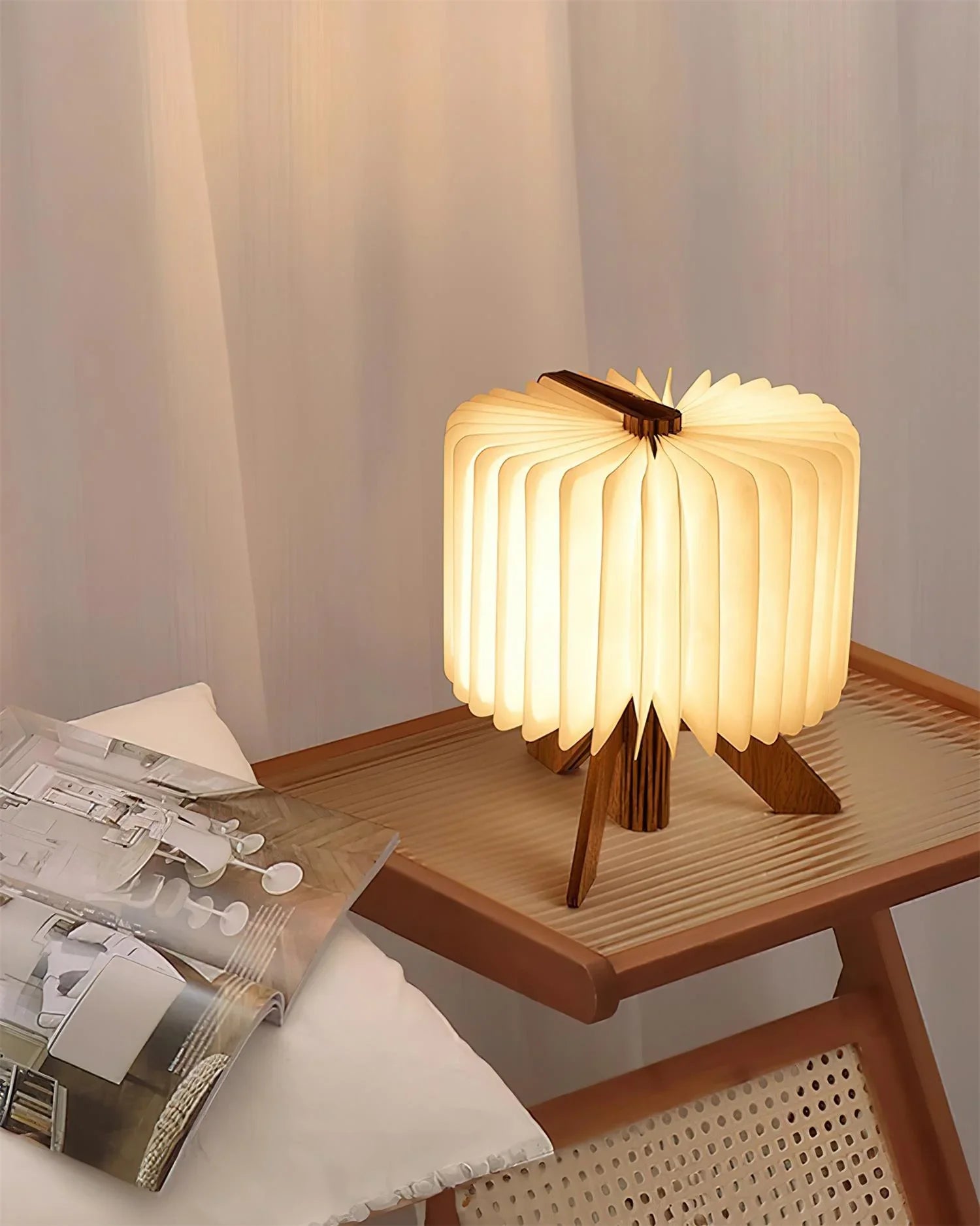 Candela_Fold_Table_Lamp_10