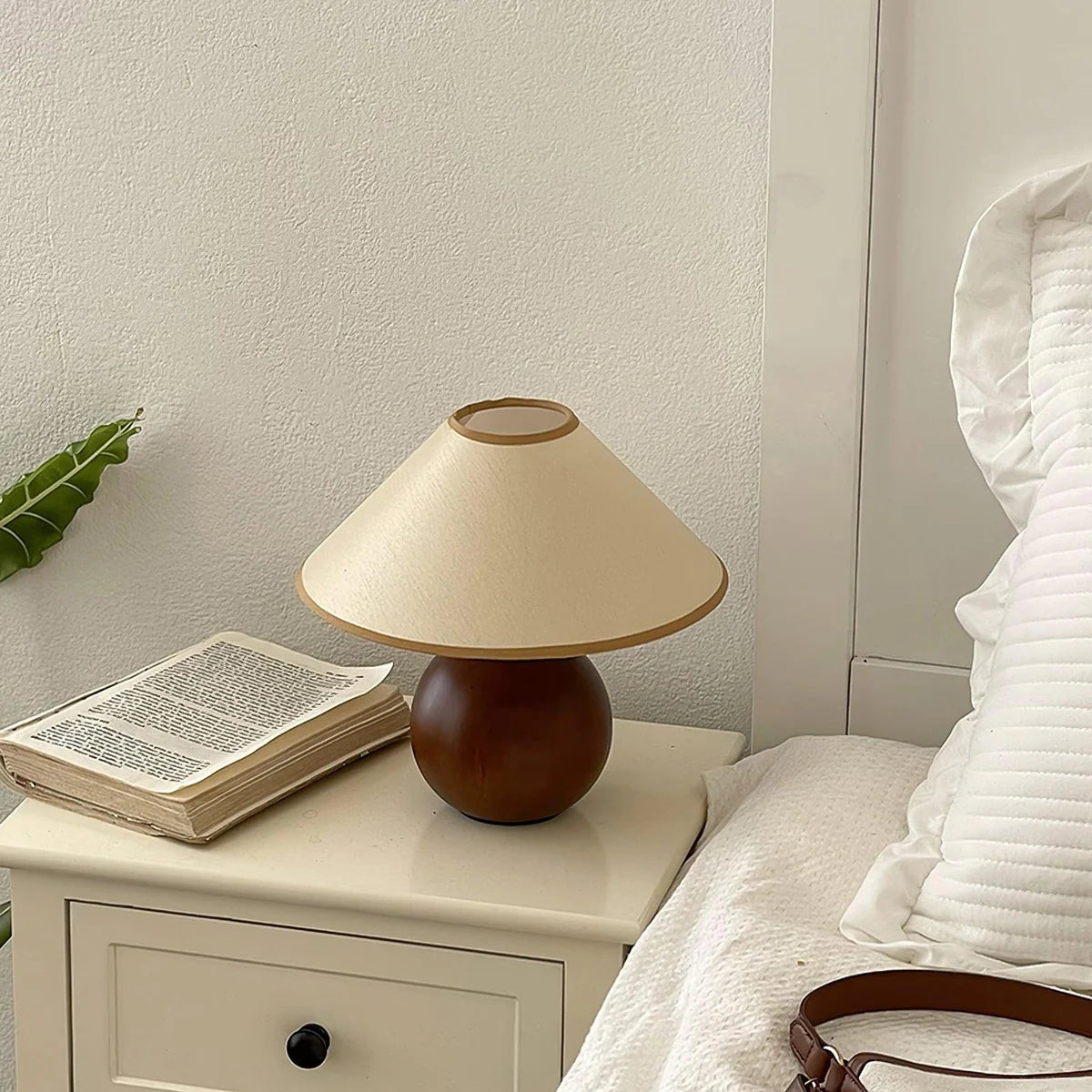 Cankut_Wood_Table_Lamp_12