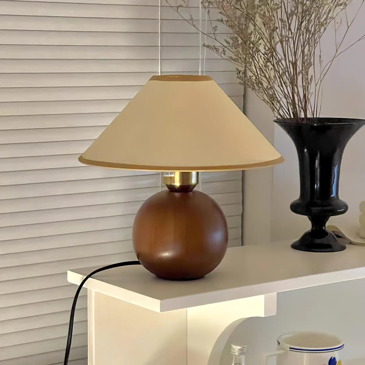 Cankut_Wood_Table_Lamp_4