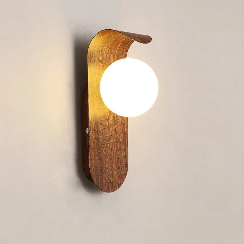 Carlyle_Wood_Wall_Lamp_15