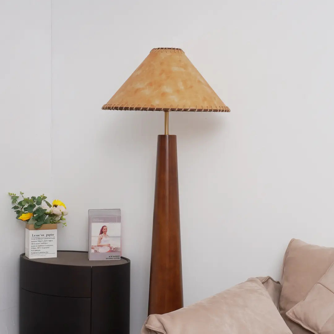 Cassisi_Floor_Lamp_A_1