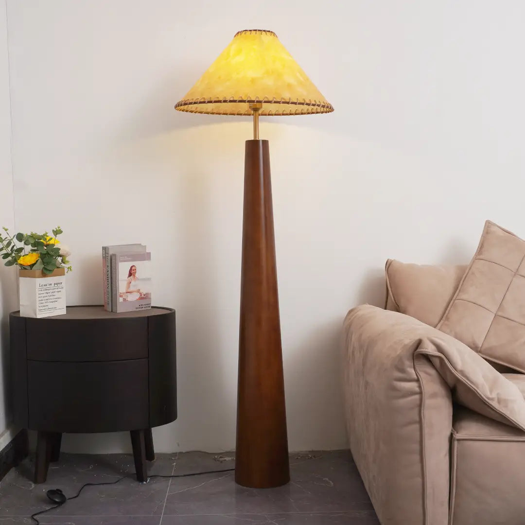 Cassisi_Floor_Lamp_A_3