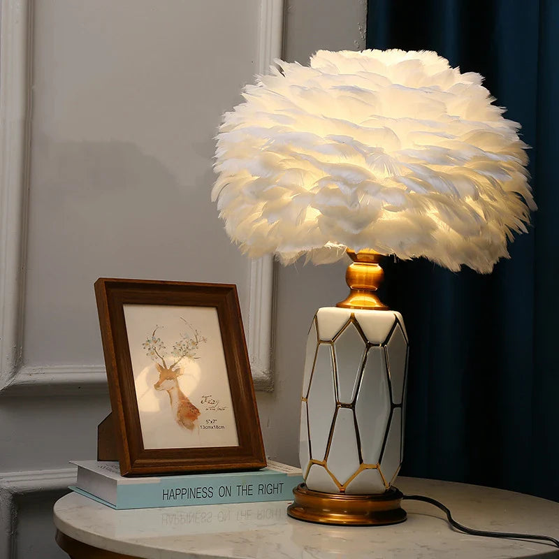 Ceramic_Feather_Table_Lamp_3