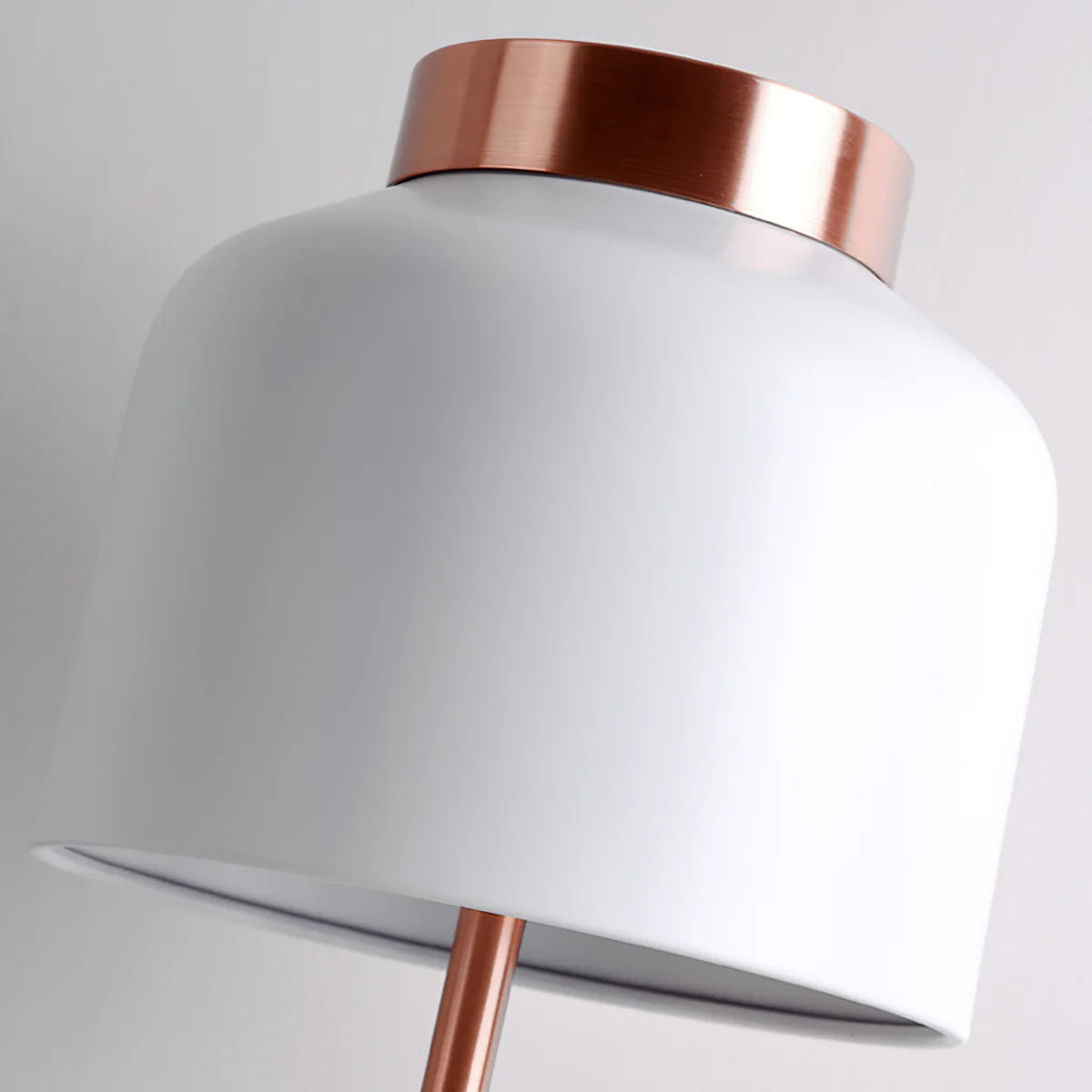 Chiampo_Table_Lamp_20