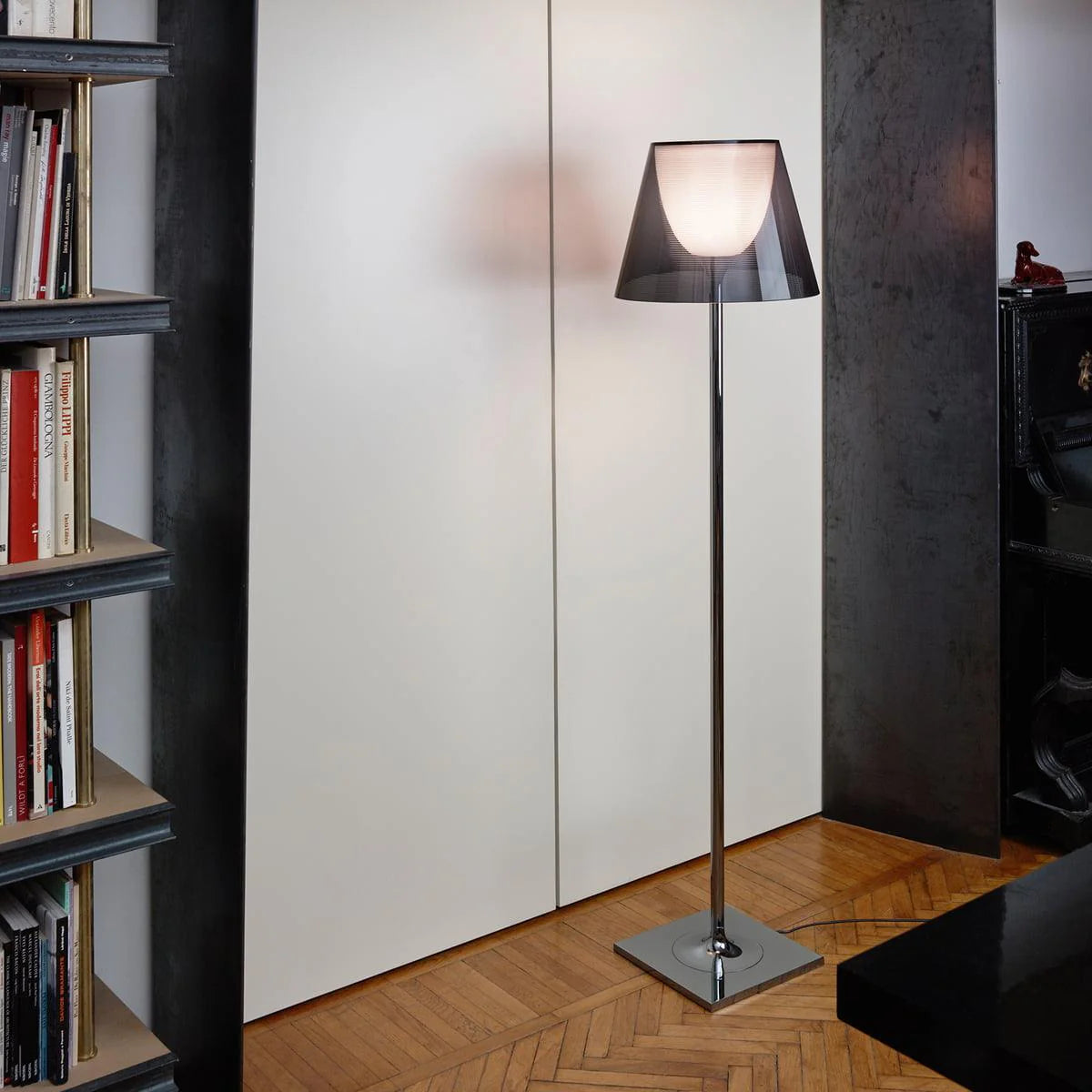 Chrome_Prism_Floor_Lamp_2