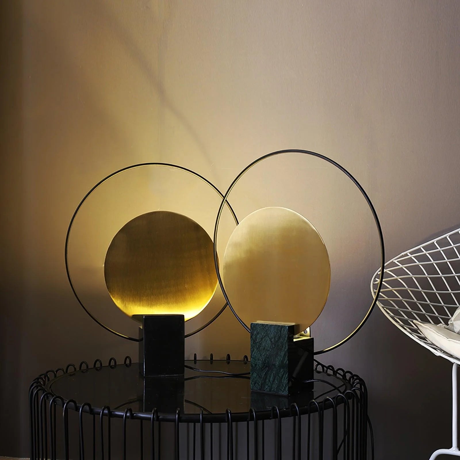 Circle Table Lamp 2