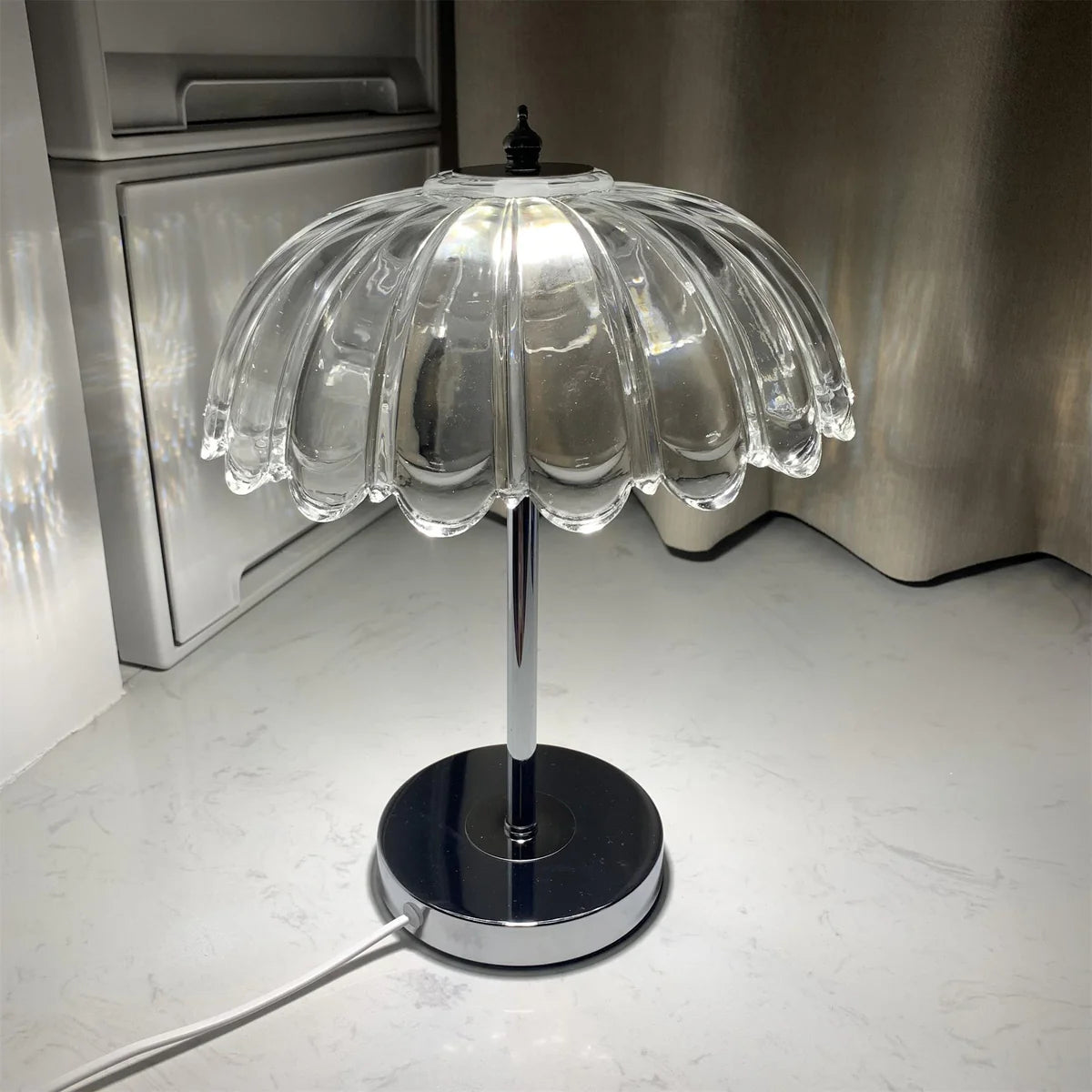 Clear_Lotus_Table_Lamp_5