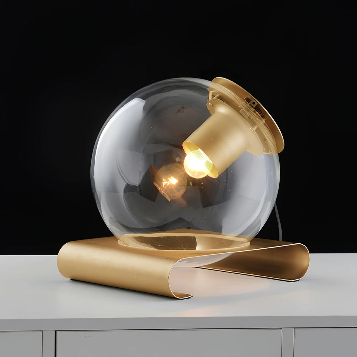 Clear_Spherical_Table_Lamp_8