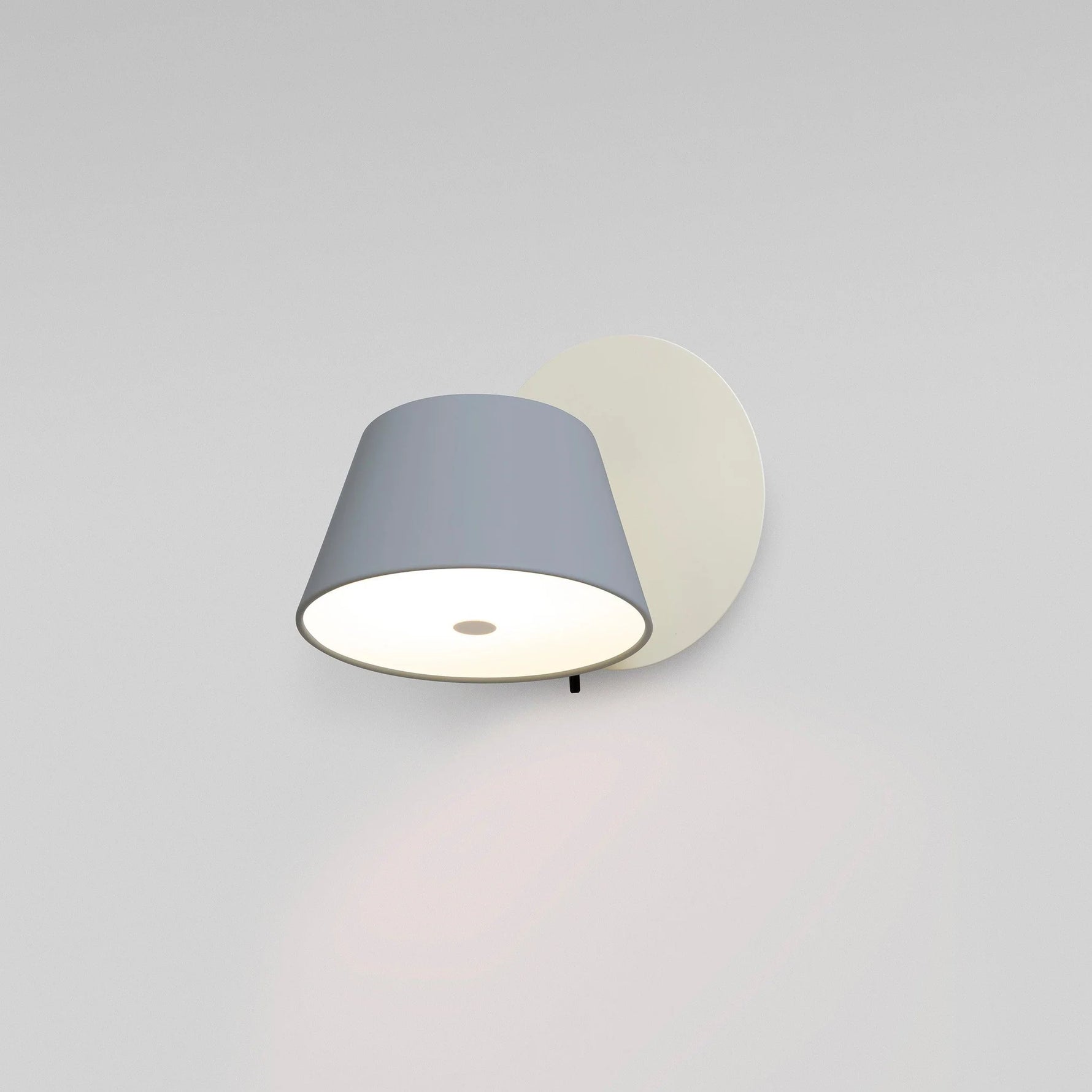 Contra_Wall_Lamp_4