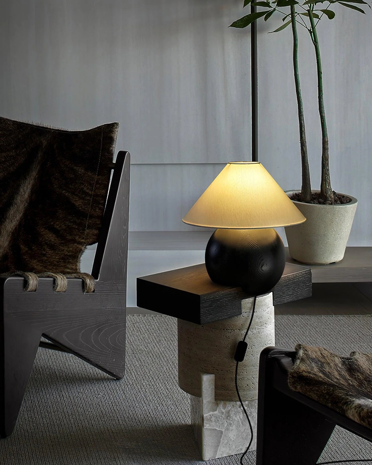 Corner Log Table Lamp 12