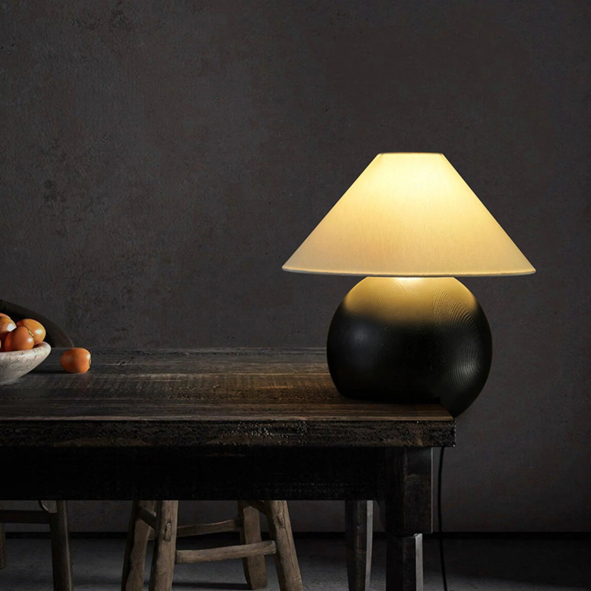 Corner Log Table Lamp 14