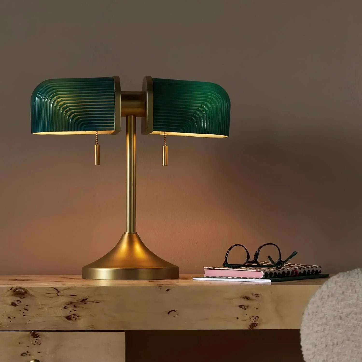 Corrugated Glass Table Lamp-11