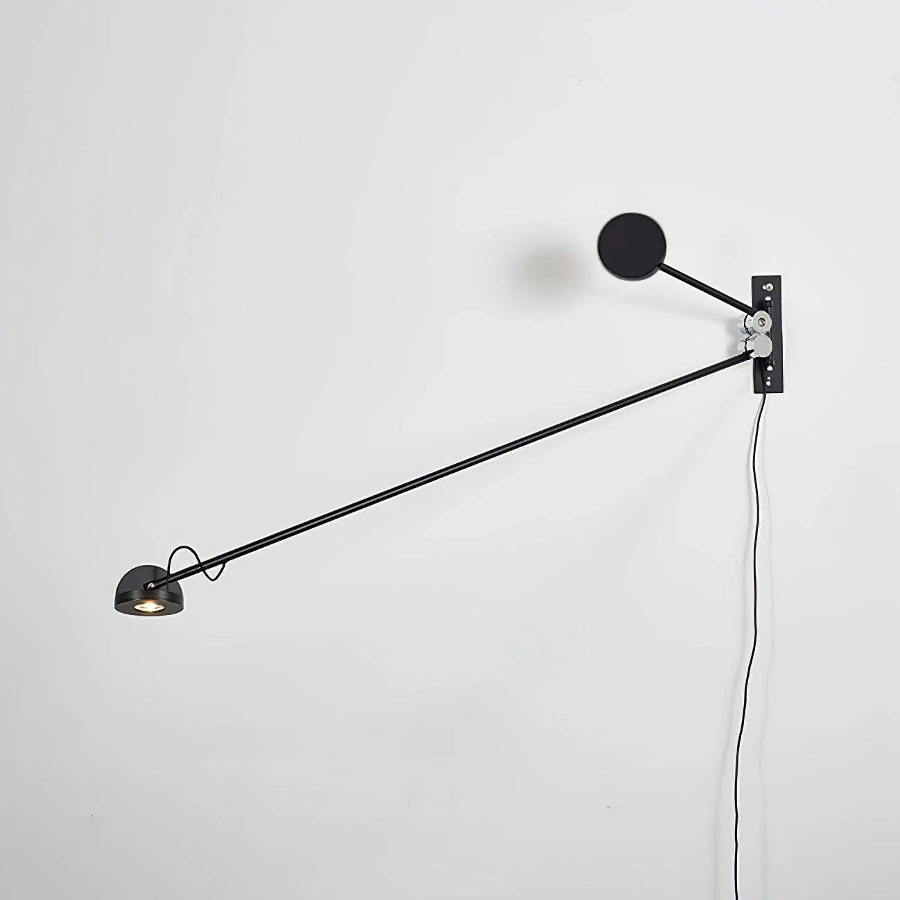 Counterbalance_Wall_Lamp_11