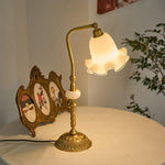 Cream Flower Table Lamp 2