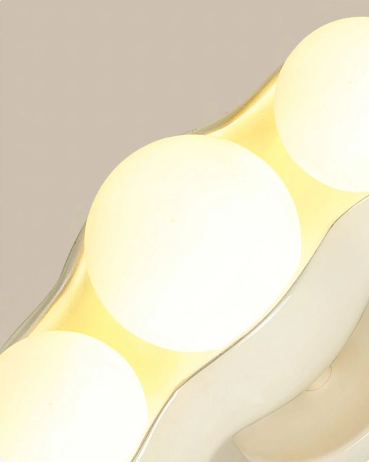 Cream_Pea_Wall_Light_13