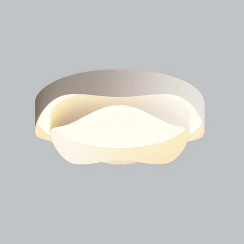 Cream Rose Ceiling Light – Ideal for Creating a Warm and Romantic Atmosphere