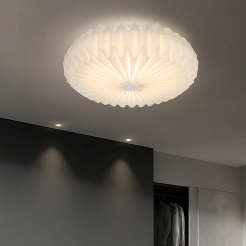 Creative_Folding_Fan_Ceiling_Light_2