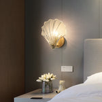 Creative_Shell_Wall_Lamp_2