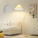 Crescini_Pleated_Floor_Lamp_21