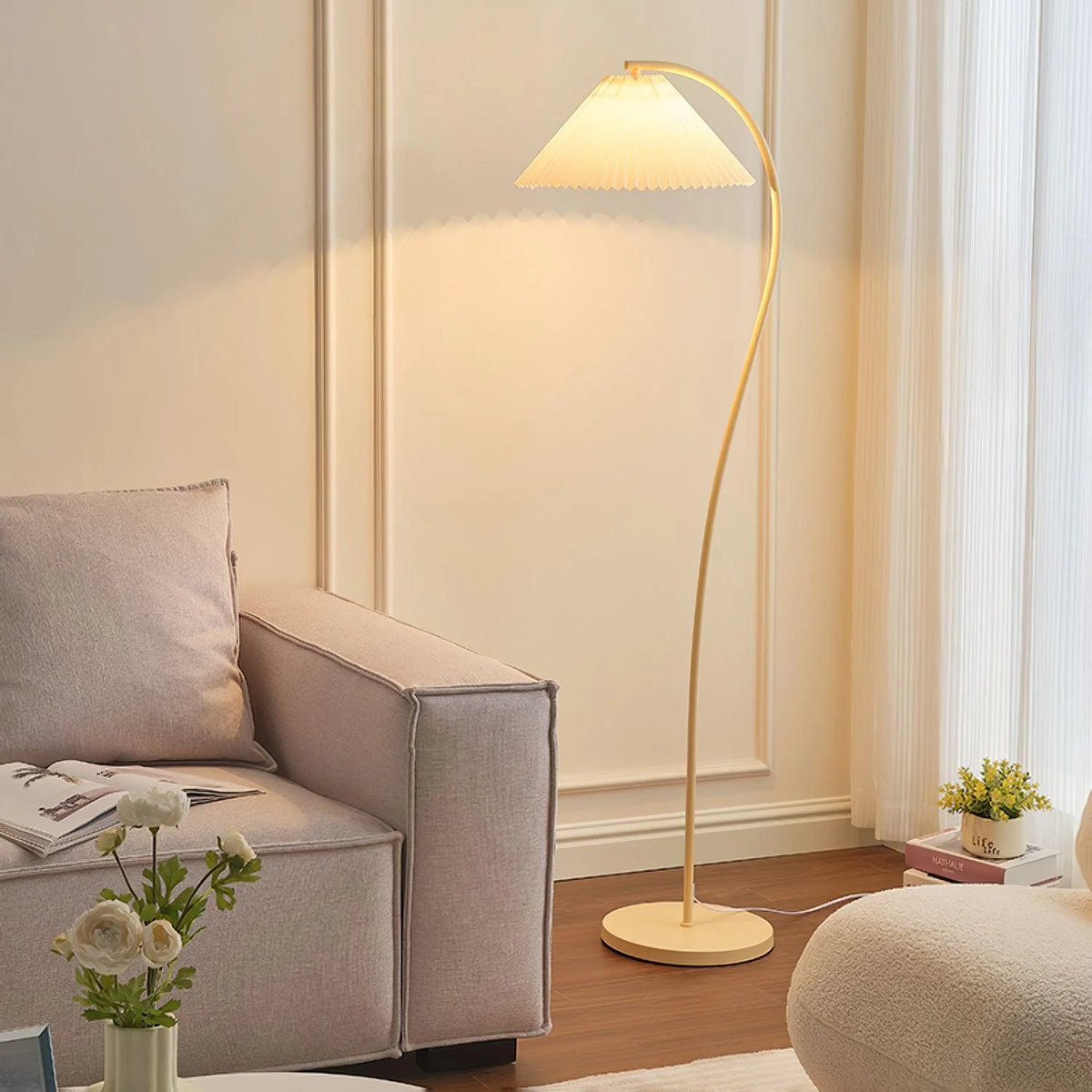 Crescini_Pleated_Floor_Lamp_5