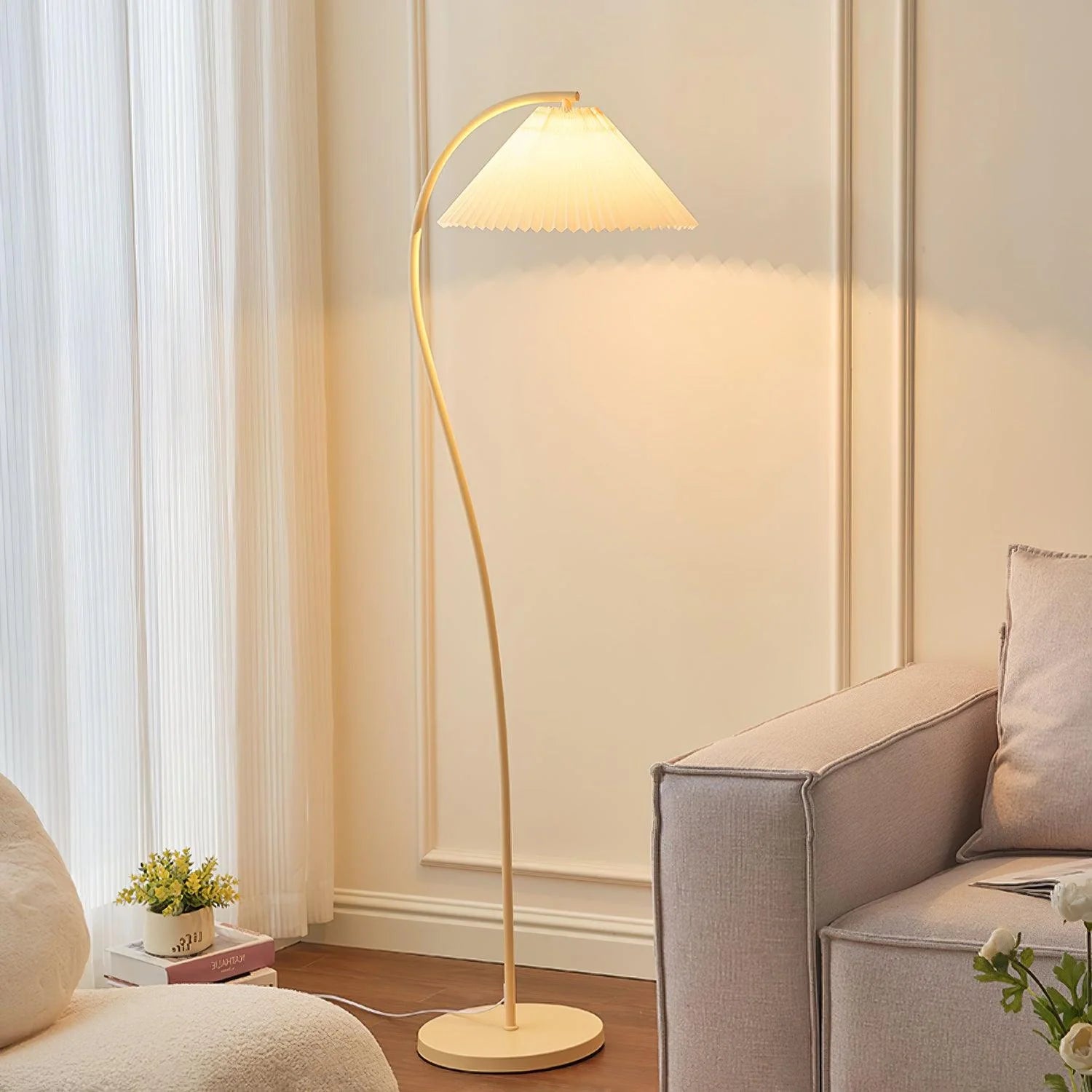 Crescini_Pleated_Floor_Lamp_8