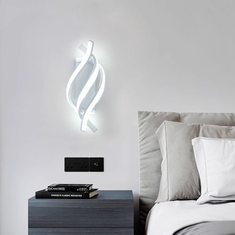 Curved_Spiral_Wall_Lamp_5