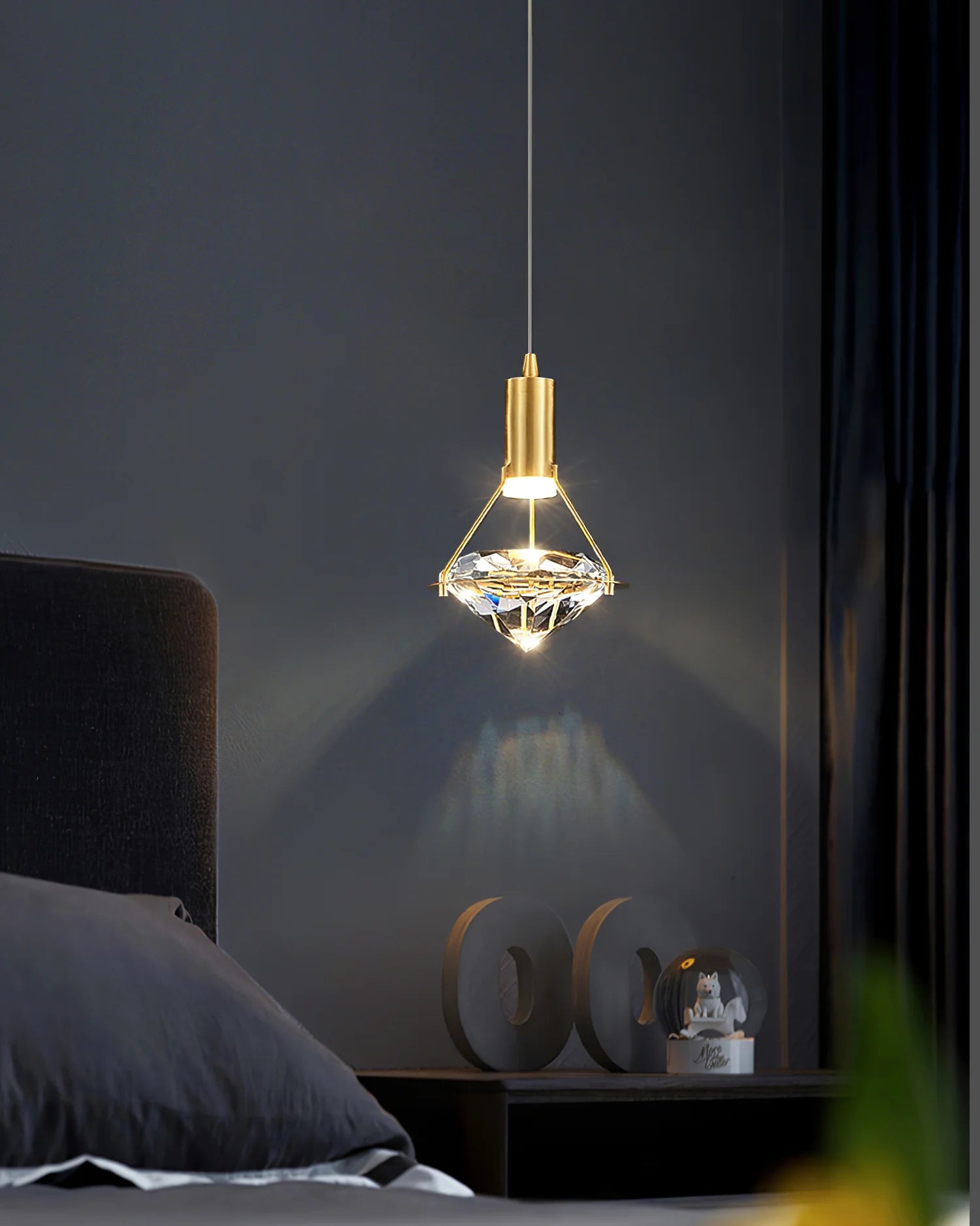 Diamond_LED_Pendant_Light_3