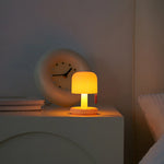 DoLa_Cream_Table_Lamp_5