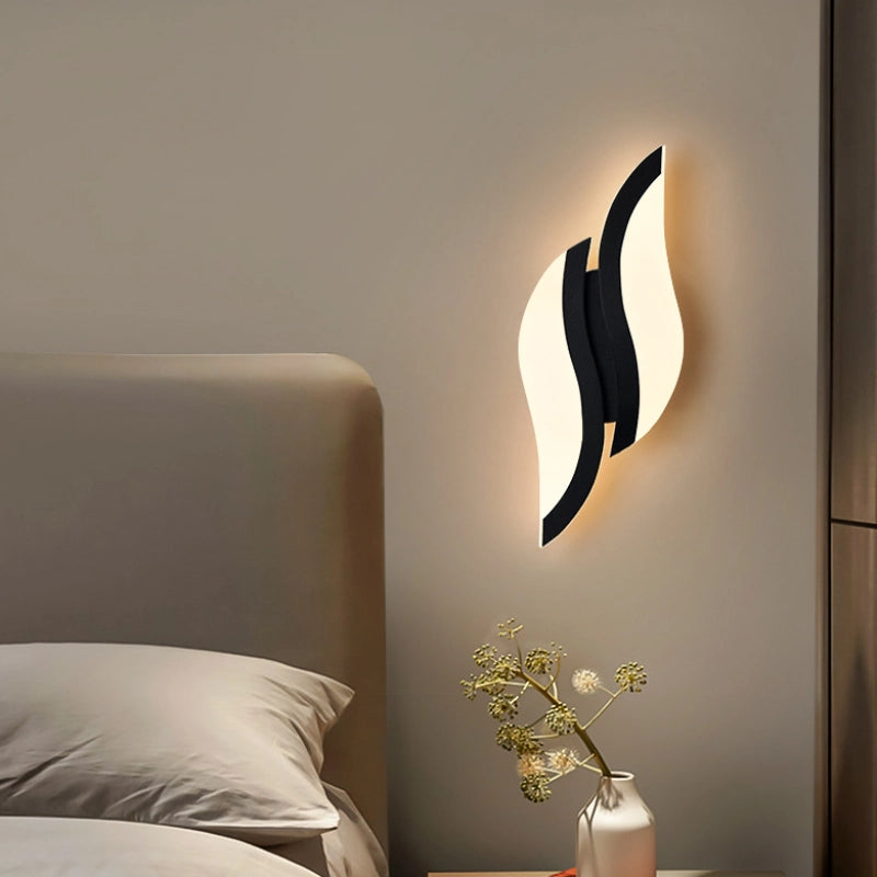 Double-Tail Wall Lamp